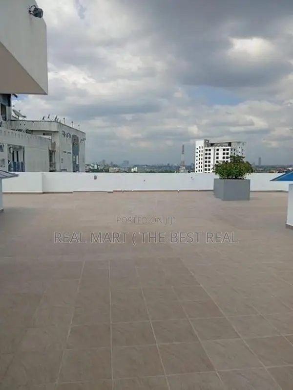 Nugegoda Town : Brand New 3BR (1,377 sf ) Luxury Apartment for Sale