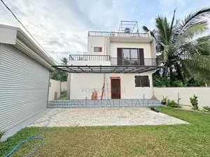 Luxury House For Sale Athurugiriya
