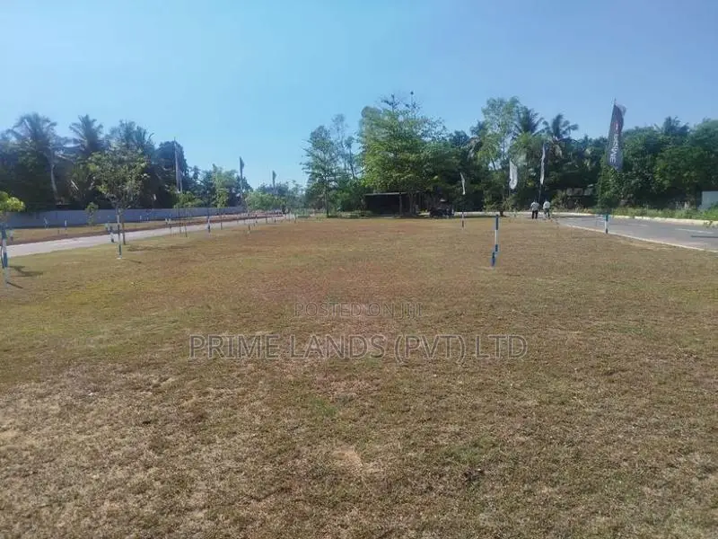 Land in Wattala