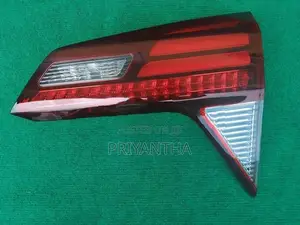 Honda Vezel Dicky Light