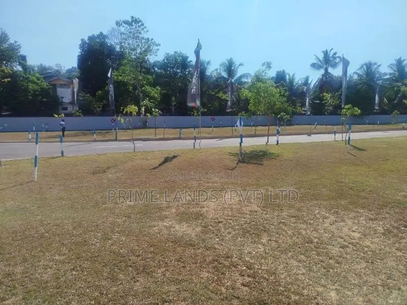 Land in Wattala