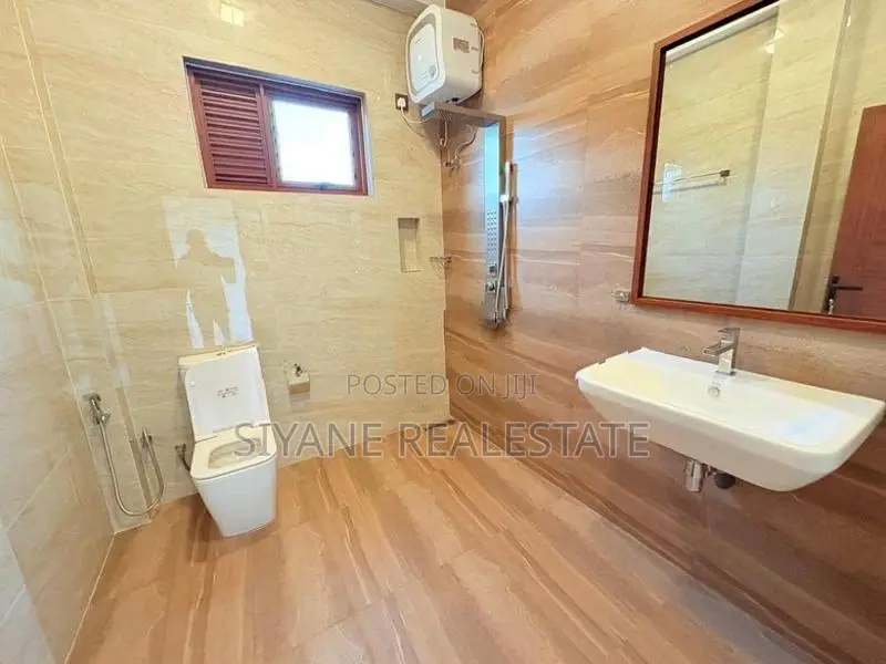 Luxury House For Sale Athurugiriya