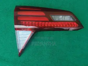 Honda Vezel Dicky Light