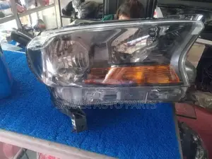 Ford Ranger Head Light