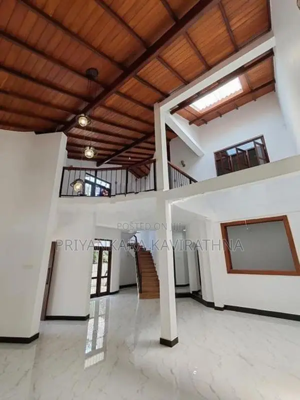 2 Storied House For Sale in Piliyandala