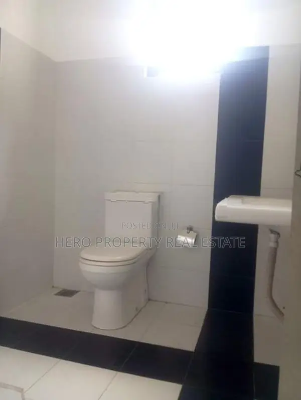 House with modern look for sale in malabe