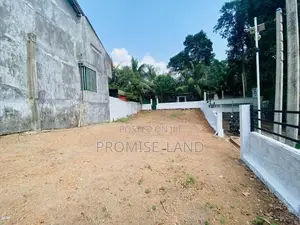 පදිංචියට 10p බිම් කොටස් විකිනීමට හිරණ M20