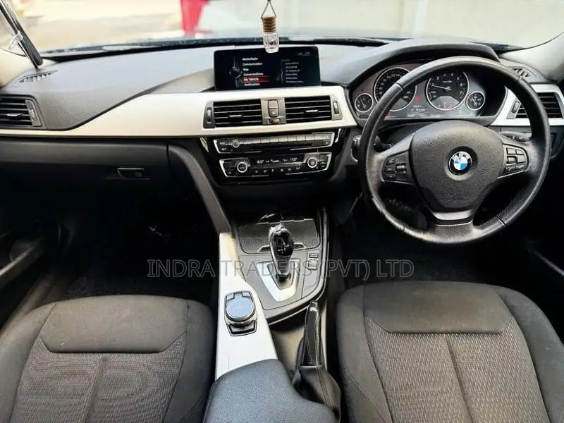 BMW 318i 2017