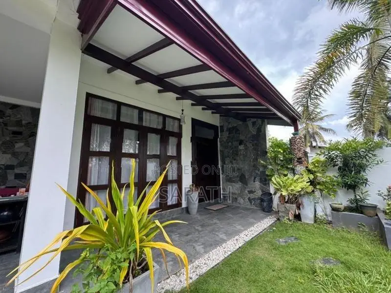 Luxurious House For Sale With Furniture