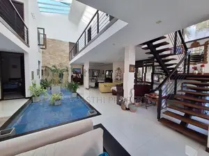 luxury family house for sale in battaramulla