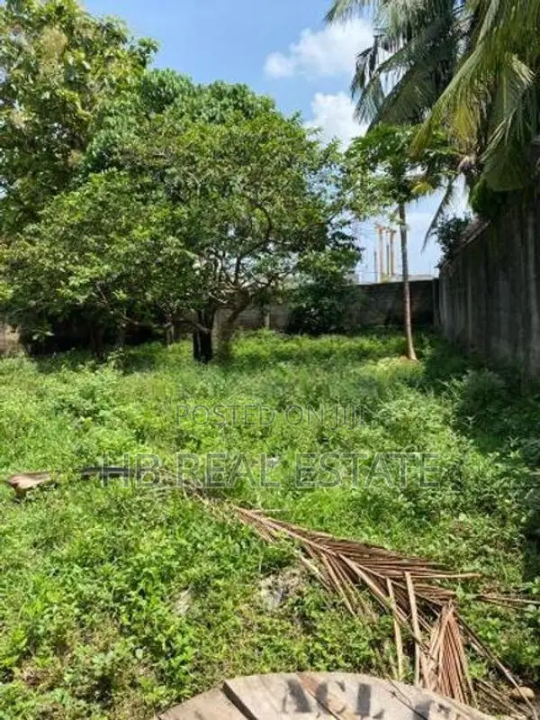 25.5 Perches Residential Bare Land for Sale Rajagiriye