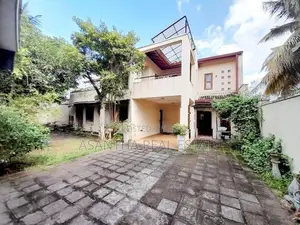 (AF618) Architecturally Designed 03 Story House For Sale In Ethulkotte