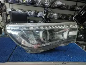Hilux Rewo Head Light