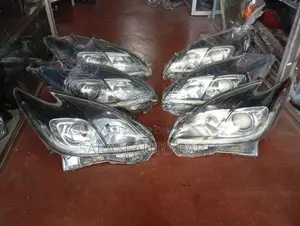 Prius 30 Head Light