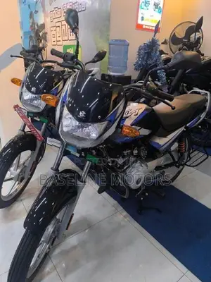 Bajaj CT100 2025