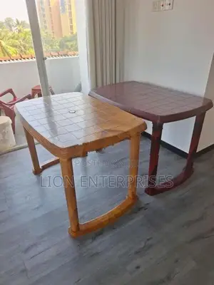 Nippon Plastic Dining Tables