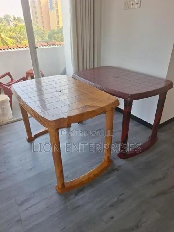 Nippon Plastic Dining Tables