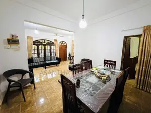 (AF622) 02 Story Unit house Sale At පිලියන්දල සුවාරපොල