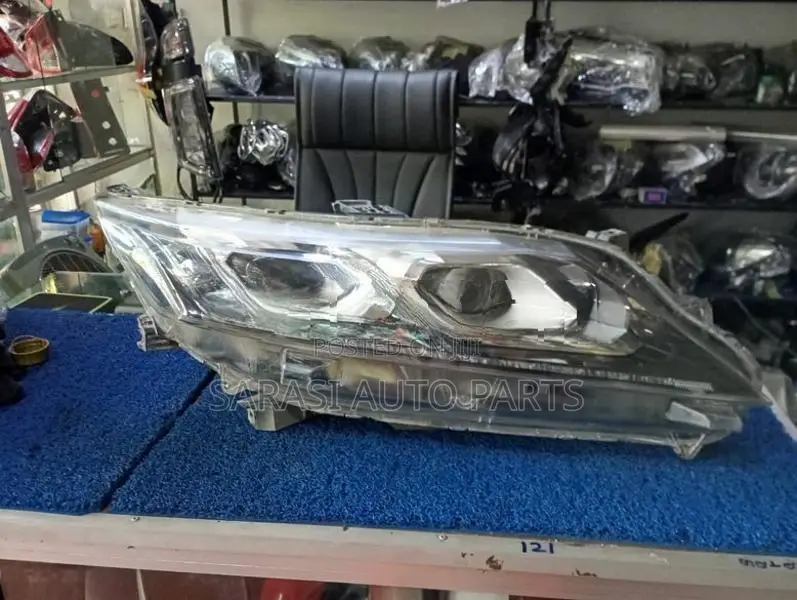 Eclipse Cross Head Light