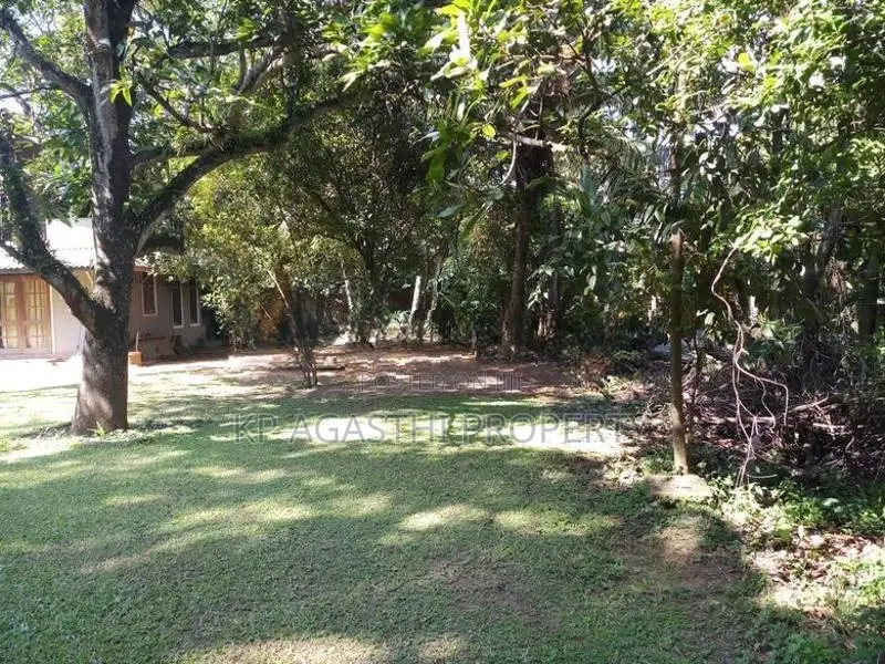 kohuwala Hart super land with allmost house for sale