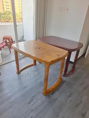 Nippon Plastic Dining Tables