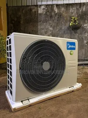 Midea 12000 BTU Non-Inverter Air Conditioner