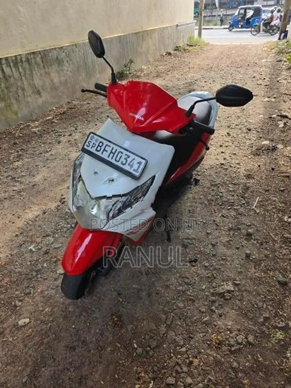 Honda Dio 2017