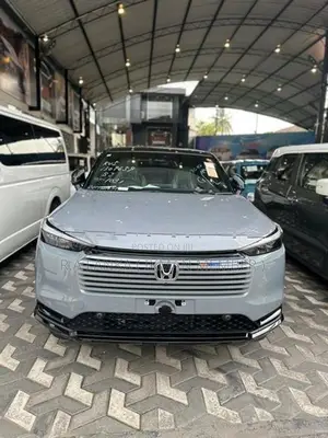 Honda Vezel Z Play 2025