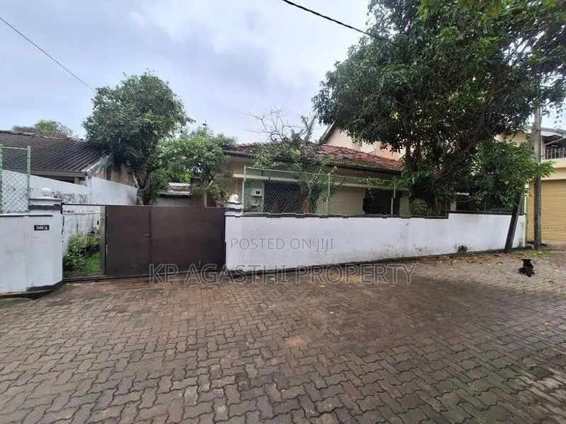 prime location house for sale in Rathnarama