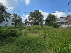 Residential Bare Land for Sale in Thalawathugoda
