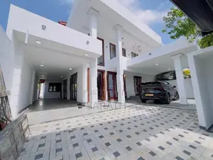 Luxurious Brand New House Sale Battaramulla