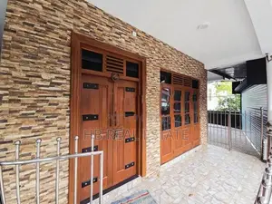 Almost Brand New Three Story House for Sale Bandaragama