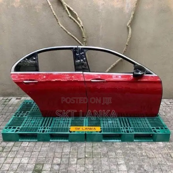 Genuine Mercedes E200 E350e 2018 AMG Driver Doors Complete