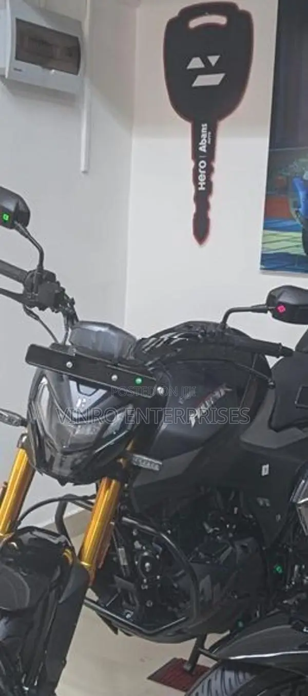 Hero Hunk 160R 4V 2026