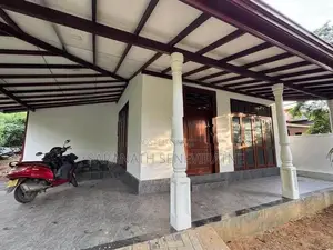 House for Sale Homagama - Ambagas Junction