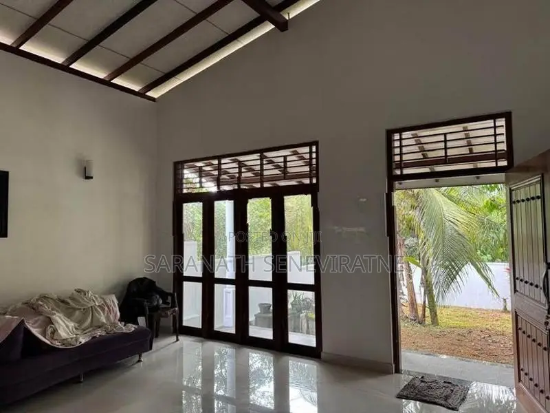 House for Sale Homagama - Ambagas Junction