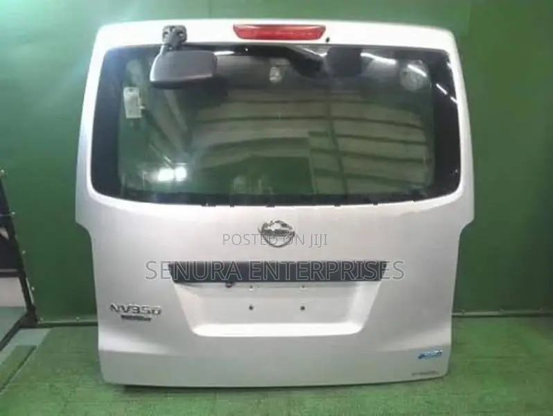 Nissan Caravan Nv350 Dicky Door Complete