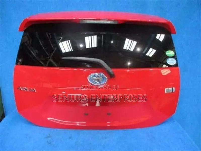 Toyota Aqua Nhp10 Dicky Door Complete