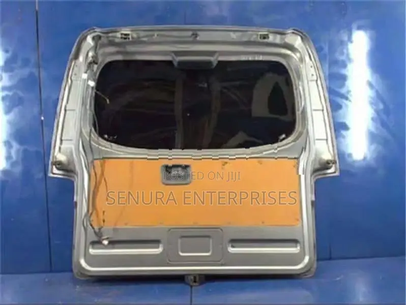 Nissan Caravan E25 Dicky Door Complete