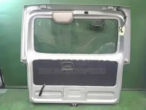 Nissan Caravan Nv350 Dicky Door Complete