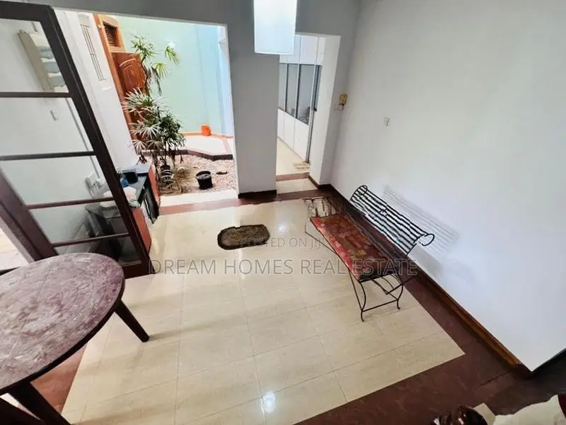 Dual-Family House with Privacy & Parking Nugegoda