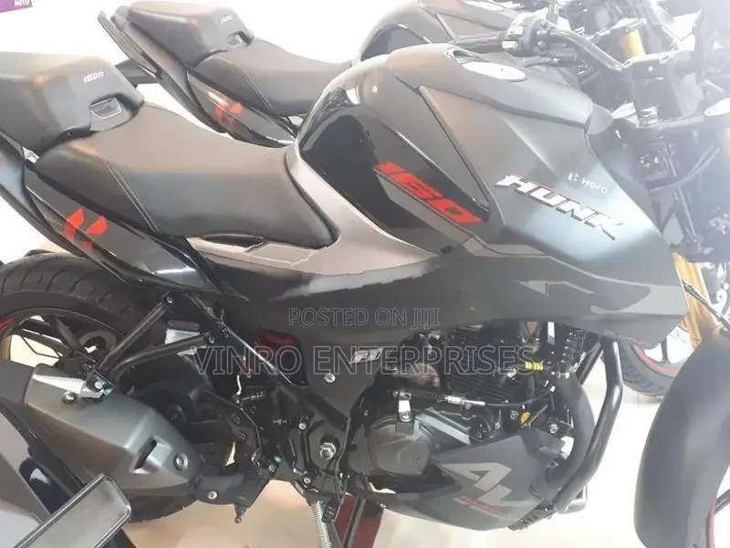 Hero Hunk 160R 4V 2026