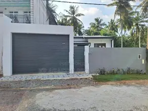 athurugiriya 10 P house for sale