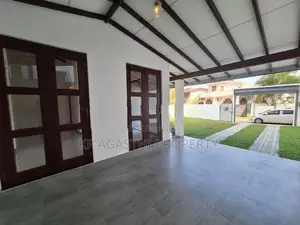 athurugiriya 10 P house for sale