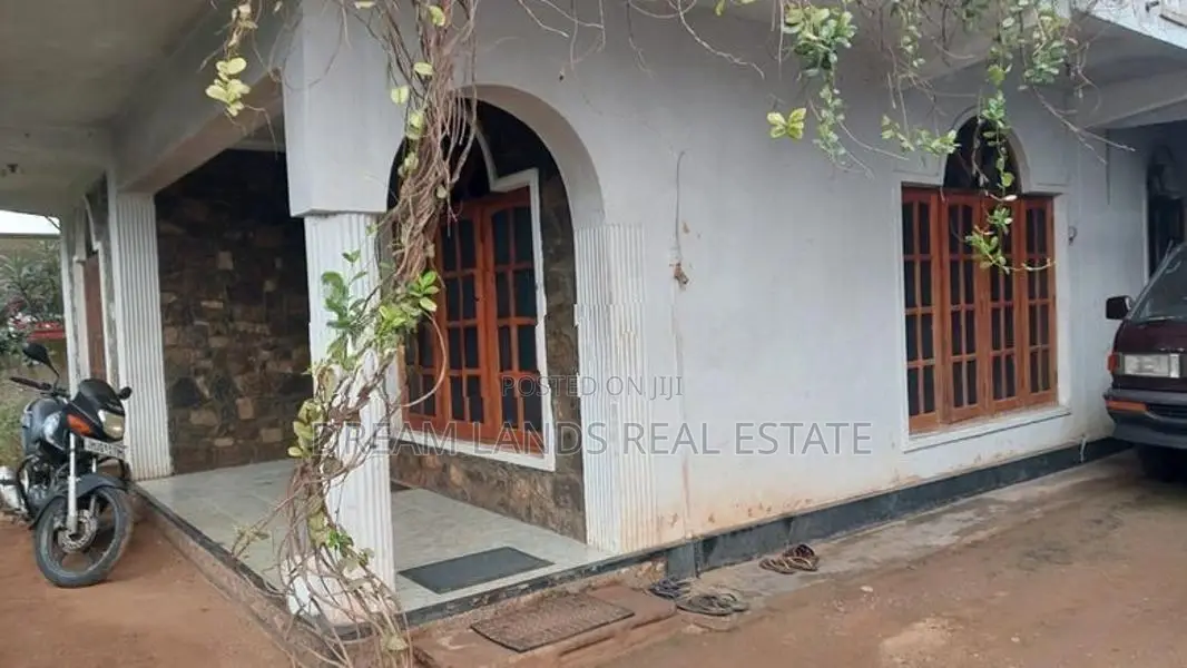 Badulla 2 Storey House for Rent ( R ~ 579 )