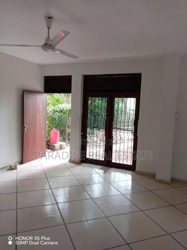 GROUND Floor House for Rent in Mount Lavinia Close to Maliban Junction
