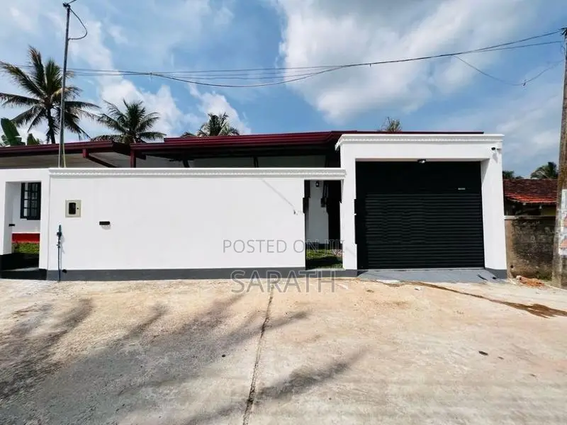 Brand New House For Sale Athurugiriya