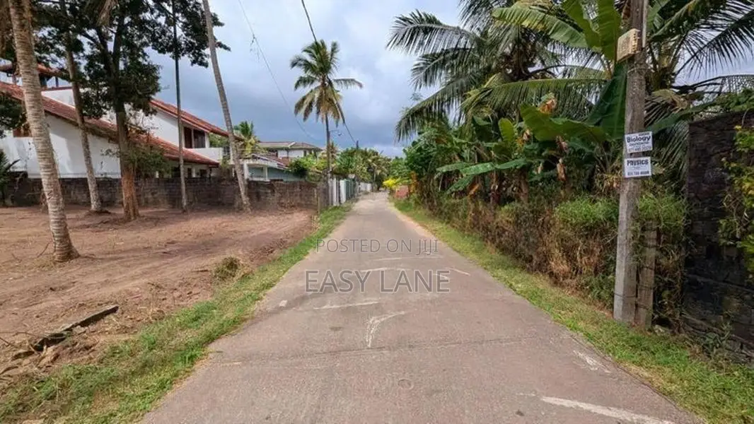 Sussex College අසල සුපිරි ඉඩමක් විකිණීමට