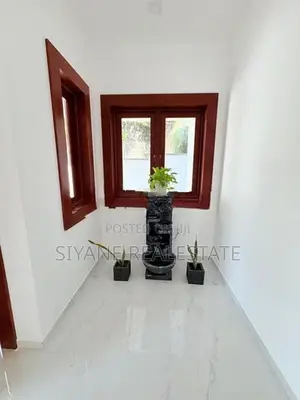 Modern Luxury House for Sale in Athurugiriya Stunning 4 Bedroom