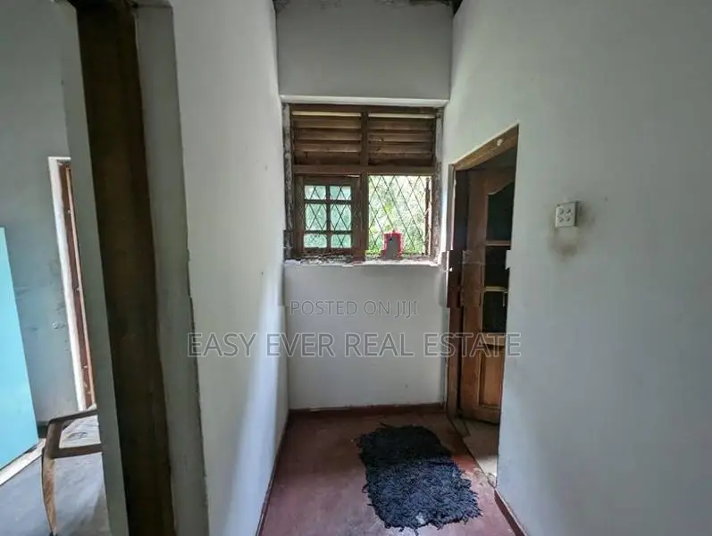 පර්චස් 20 ක ඉඩම සමග අංගසම්පූර්ණ නිවස විකිණීමට